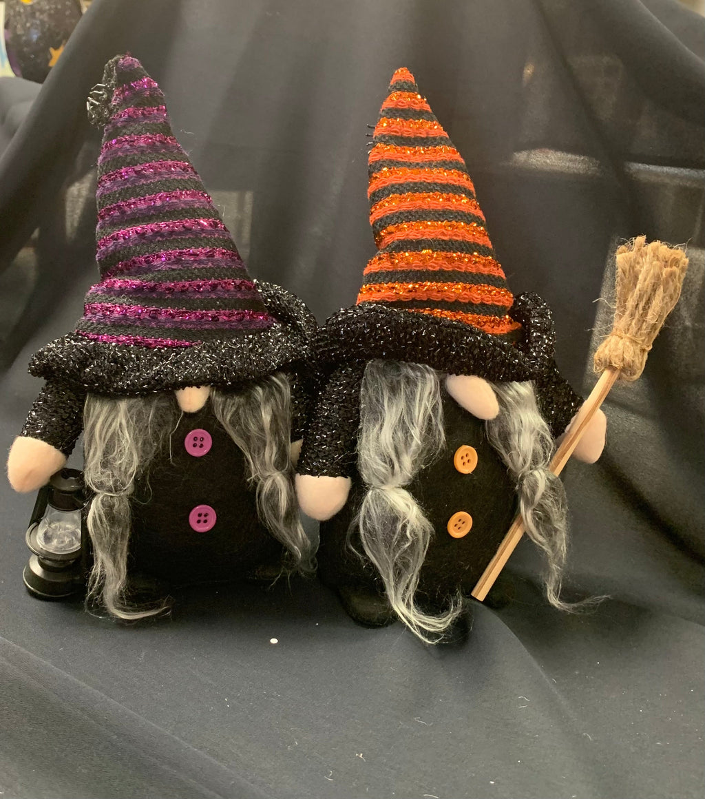 Stripped Hat Witch Gnome