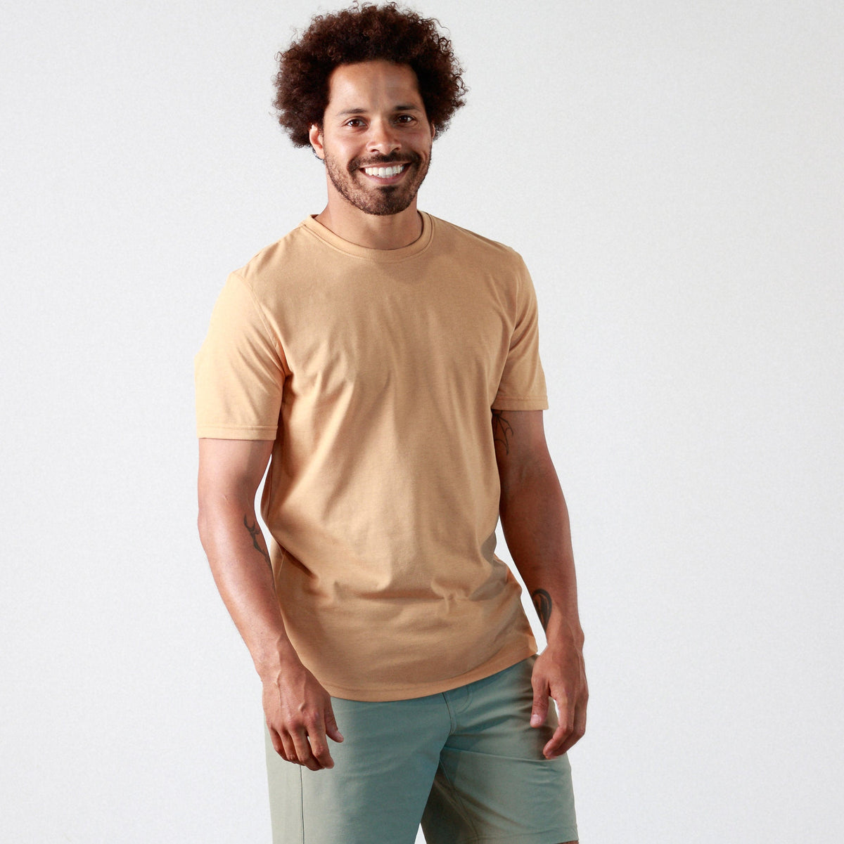 Everyday Tee in Camel