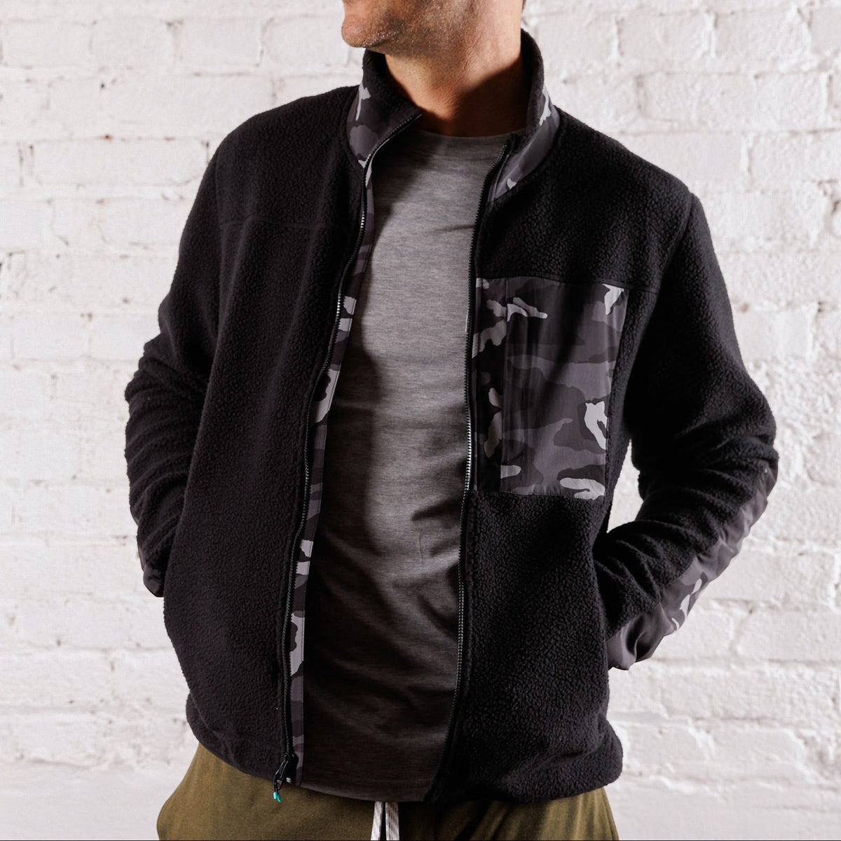 High Pile Sherpa Jacket in Black Camo